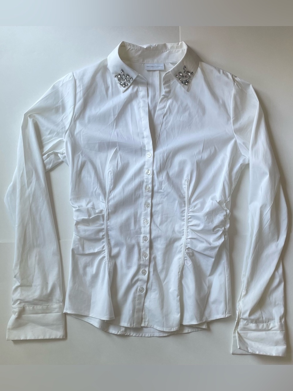 New York & Company White Button-Up Shirt with Silver Accent on Collar